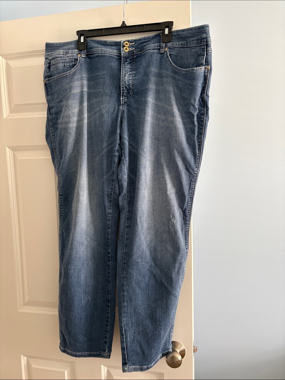 INC-women’s  Blue Washed Jeans - boyfriend slim fit